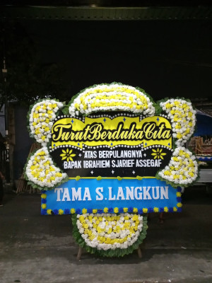 Papan Bunga Duka di Nyalindung